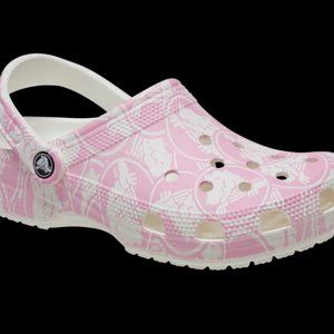 NEW. CROCS CLASSIC DUKE CROCODILE PRINT CLOG